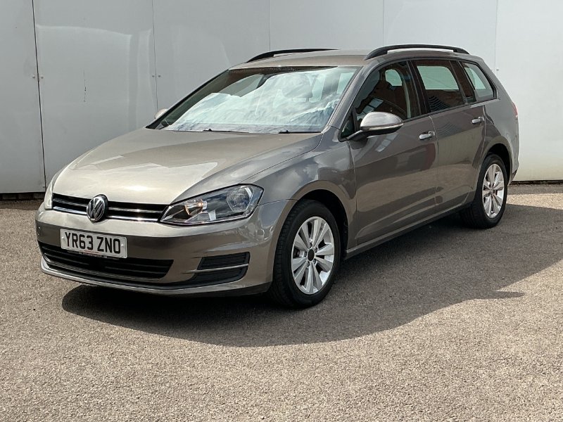 2013 VOLKSWAGEN GOLF 1.6 TDI BLUEMOTION TECH SE ESTATE 5DR DIESEL MANUAL EURO 5 S... photo