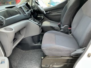 /photos/9414/6d2f81f4-4d01-3dbc-77f9-230d337add82_i320x240.jpg
