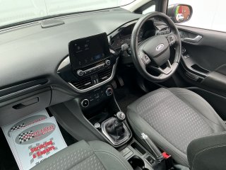 /photos/9414/84fdd6a6-f8ea-6a7d-44ed-5d797f3efc94_i320x240.jpg
