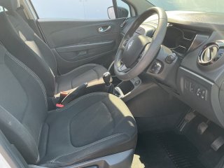 /photos/9414/95613179-38db-1a2b-aca6-39a49044d73d_i320x240.jpg