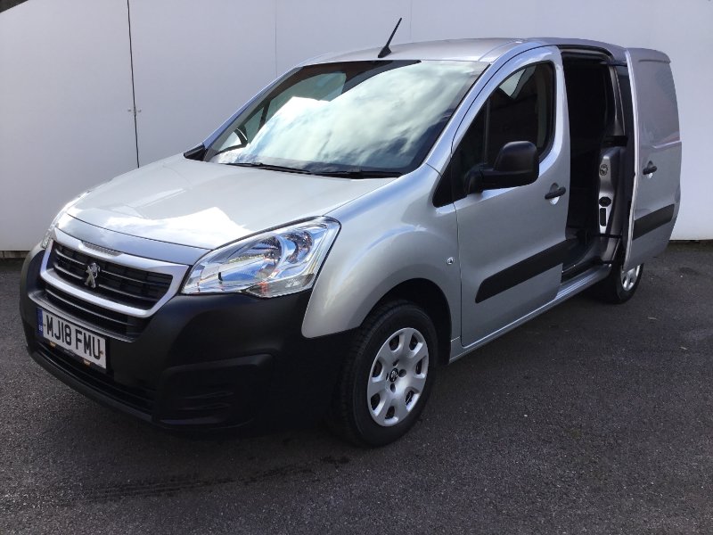 Vans sale in Porth, Mid Glamorgan | Chequered Flag