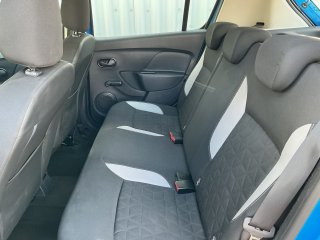 /photos/9414/e18cf7b3-c548-8441-2d90-0c9fe70e4983_i320x240.jpg