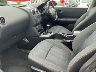 /photos/9414/e460e692-2def-b792-6e3f-a273a9628a5e_i320x240.jpg