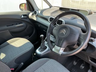 /photos/9414/f3f59c79-14a9-e03b-0a5c-6b326bef402d_i320x240.jpg